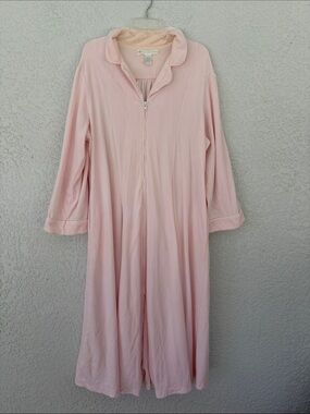 Eileen West Light Pink Zip-Front Long Robe size XL